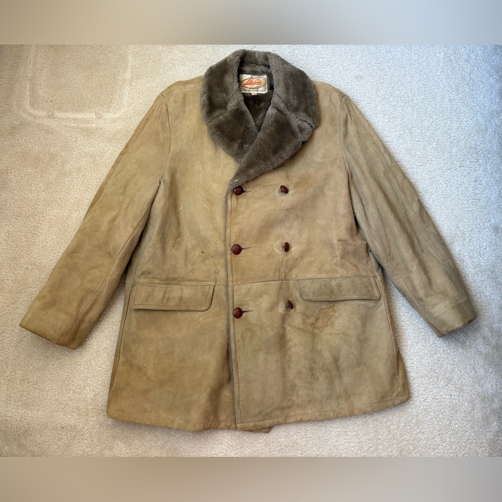 Vintage Lakeland sportswear tan suede faux fur shearling ranch overcoat, sz 44